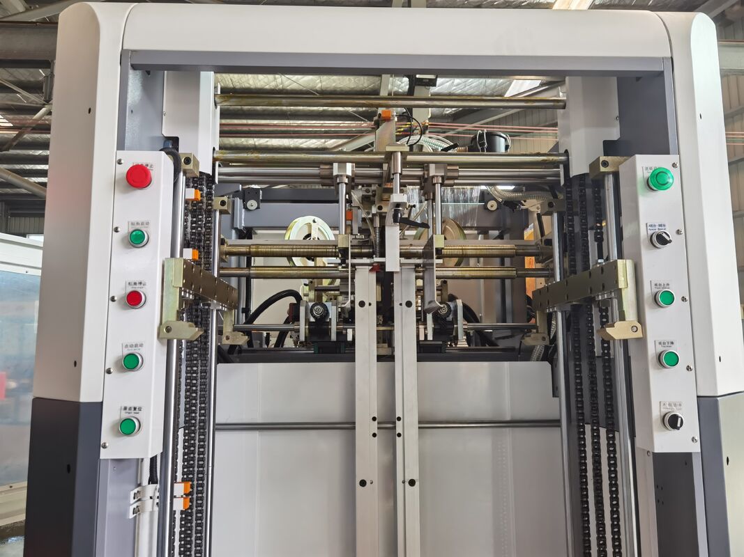 دستگاه تمام اتوماتیک چسباندن گوشه با ظرفیت ۸۵ عدد در دقیقه