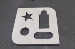 LY-RK03-1113 ماشین برش مواد انعطاف پذیر غیر فلزی بدون مرگ با ضخامت برش 50 میلی متر و با دقت ± 0.05 میلی متر